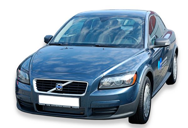 Volvo C30: front, side