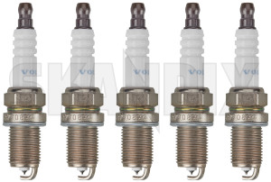 Spark plug Kit 8692071 (1005278) - Volvo 850, C70 (-2005), S60 (-2009), S70, V70 (-2000), S80 (-2006), V70 P26 (2001-2007), V70 XC (-2000), XC70 (2001-2007), XC90 (-2014) - spark plug kit Genuine kit