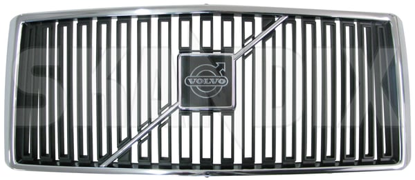 Gitter, Kühlergrill mit Strebe mit Emblem 1312354 (1027122) - Volvo 200 - Keywords: 242 244 245 frontgrille gitter gitter kuehlergrill mit strebe mit emblem grille kuehlergrille kuelergril kuelergrill p240 p242 p244 p245 Original chrom emblem mit schwarz strebe