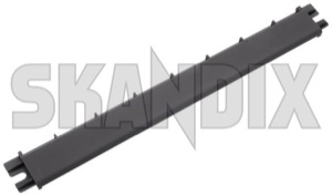 Handle, Tailgate/ Bootlid 9447208 (1036615) - Volvo 700, 900, V90 (-1998) - bootlid handle tailgate bootlid handle tailgatebootlid hatchback liftgate trunklid Genuine grey handle