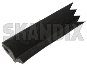 Window scraper, Side window Driver side outer 9152379 (1040231) - Volvo 900 - door glass trim rubber mouldings side window seal window scraper side window driver side outer window shaft seal skandix SKANDIX driver moulding only outer part repair rubber side