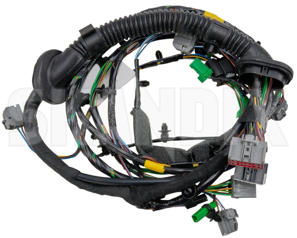 Harness, Trunk-/ Boot lid 30773323 (1064675) - Volvo V70 (2008-), XC70 (2008-) - Keywords: harness trunk boot lid harness trunkboot lid Genuine automatic automatically automatically electric for keyless locking system tailgate vehicles with without