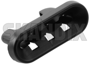 Retainer, Lower seat cushion Backseat 9208257 (1066141) - Volvo 850, C30, C70 (2006-), C70 (-2005), S60 (-2009), S70, S80 (2007-), S80 (-2006), V70, XC70 (2008-) - bench bracket clips rear seats retainer lower seat cushion backseat Genuine floor panel