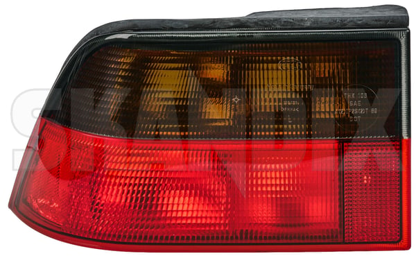 Rückleuchte links rauchgrau Restposten, mit kleinen Mängeln 9084039 (1067047) - Saab 9000 - Keywords: 9000 blende estate gehaeuse heckleuchtengehaeuse heckleuchtenmittelteil kombi leuchten rueckleuchte links rauchgrau restposten mit kleinen maengeln rueckleuchtengehaeuse ruecklichtgehaeuse schlussleuchtengehaeuse schlusslichtgehaeuse wagon hella Hella beachten bitte die gluehbirne gluehlampe grauer kleinen lampentraeger leuchtmittel linke linker links linksseitig maengeln mit ohne rauchgrau rauchgrauer restposten restposten seite sie zusatzinfos zusatzinfos