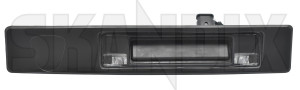Handle, Tailgate/ Bootlid 32149878 (1070428) - Volvo V60 (2019-), V60 CC (2019-), XC90 (2016-) - bootlid handle tailgate bootlid handle tailgatebootlid hatchback liftgate trunklid Genuine 2g01 camera integrated licence light plate with without