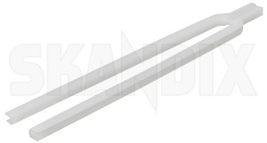 Fork guide rail 676365 (1074898) - Volvo 140, 164, 200 - fork guide rail slide rail window chanel skandix SKANDIX front