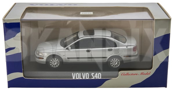 Model car Minichamps Volvo S40 (to 2004) (1105900) - universal - Keywords: model car minichamps volvo s40 to 2004 model car minichamps volvo s40 to 2004 recycling cars recycling model cars tin car tin models Own-label to to 1 143 1 43 2003 2004 2004 2004 metal metallic minichamps s40 silver volvo